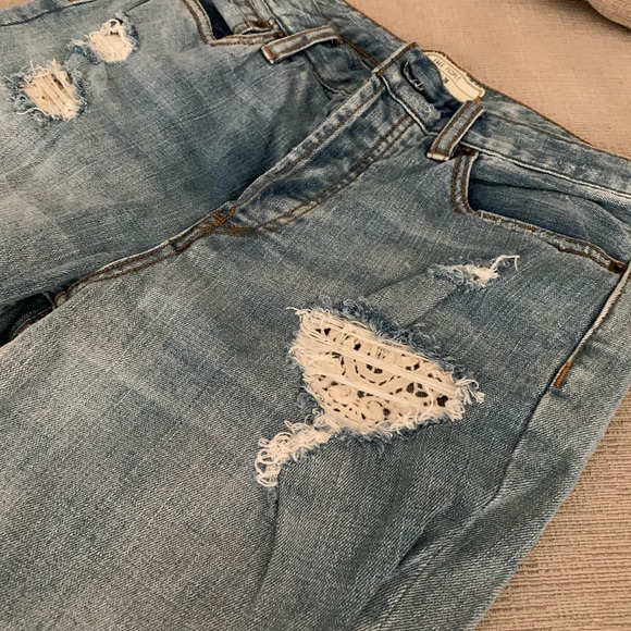 NWOT FREE PEOPLE Lacey Stilt Rip Knee Skinny Jeans - Picture 5 of 8